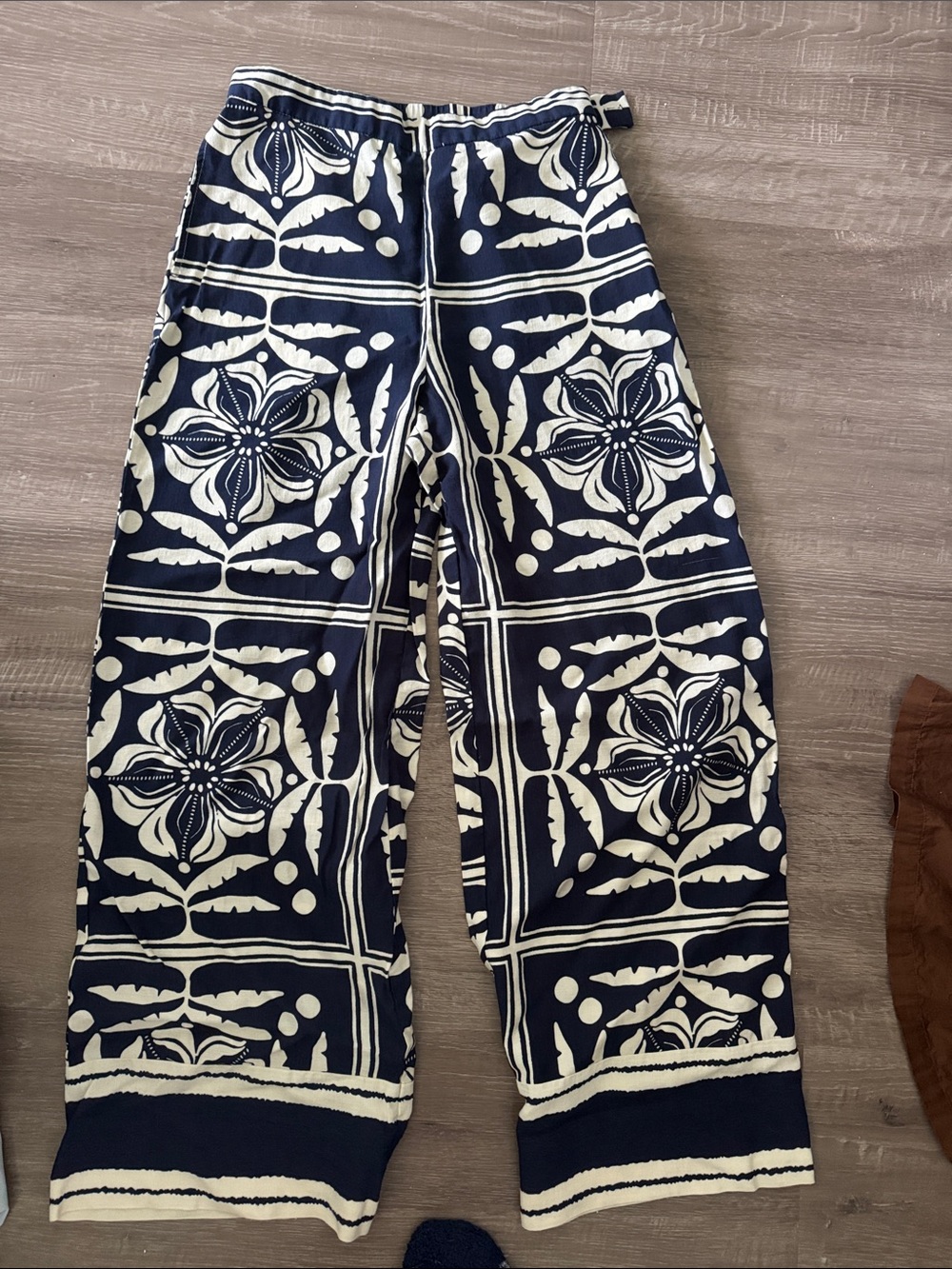 H&M Navy and White Wide-Leg Printed Pajama Pants